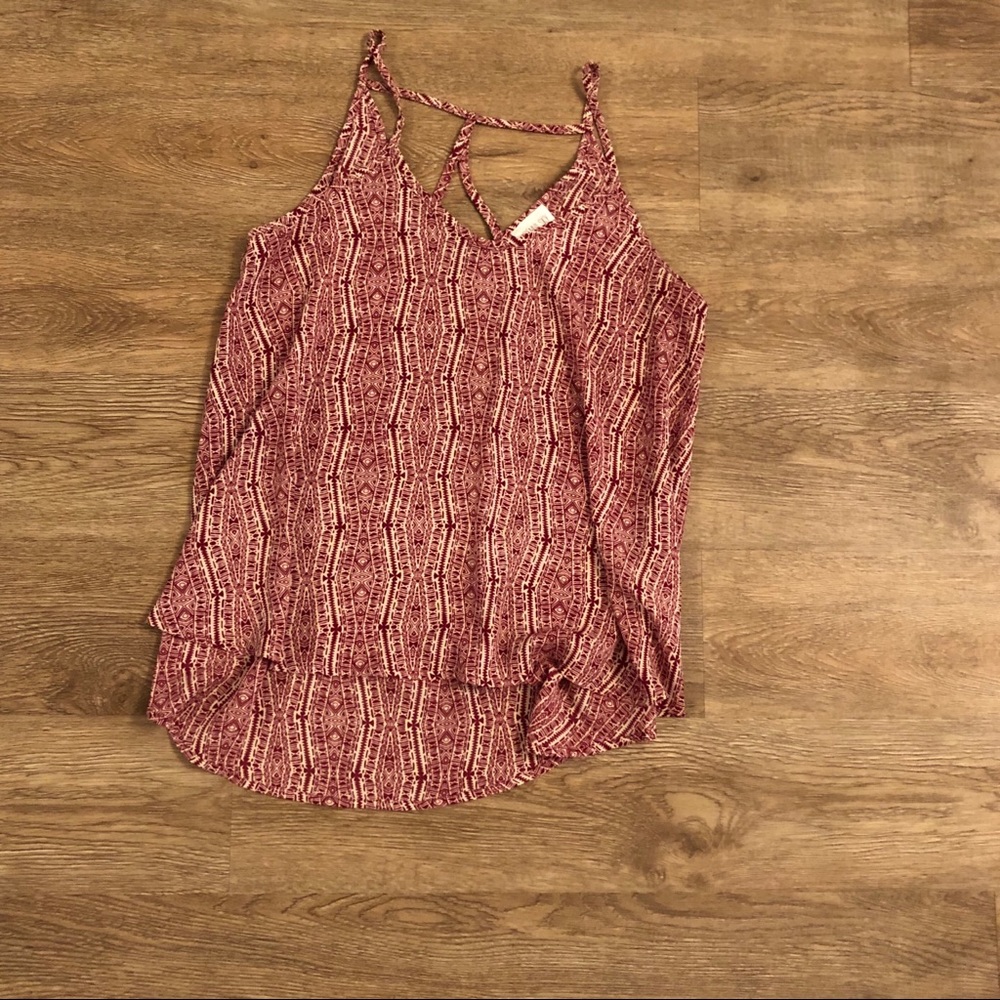 Patterned Tank
